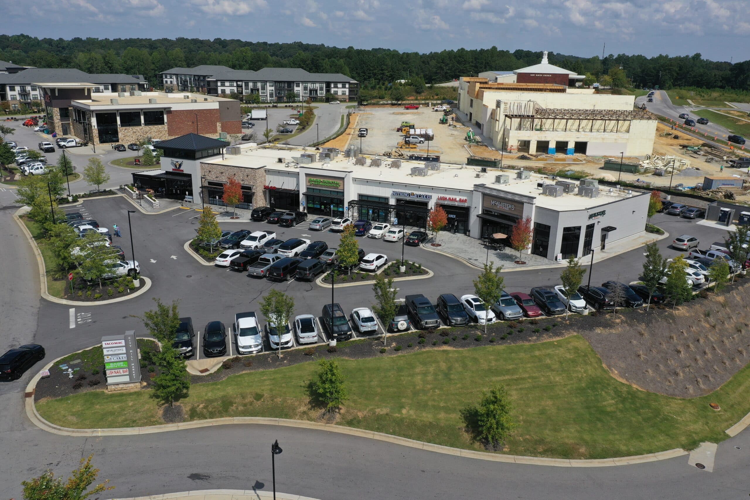 overhead image of plaza in hew holland