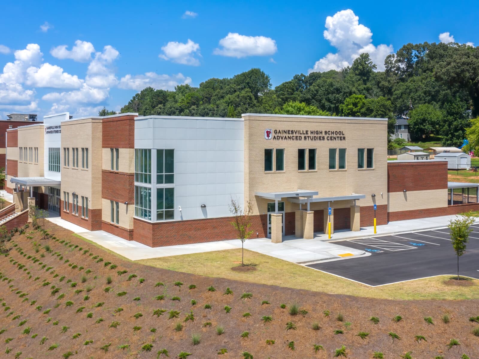 exterior image of gainesville high school advanced studies center