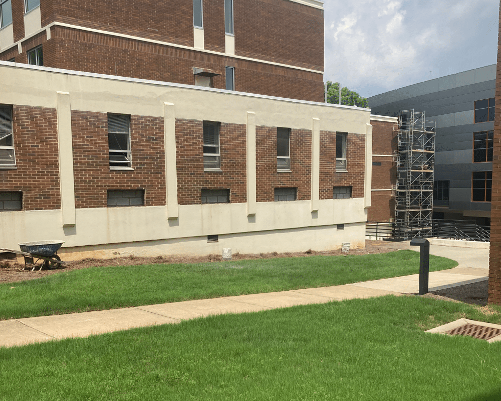 image of construction on university of georgia's chemistry building